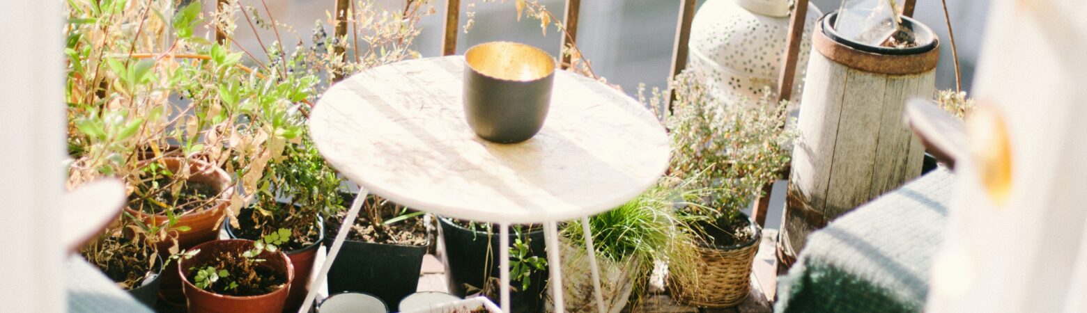 Status balkonu, tarasu, loggii.