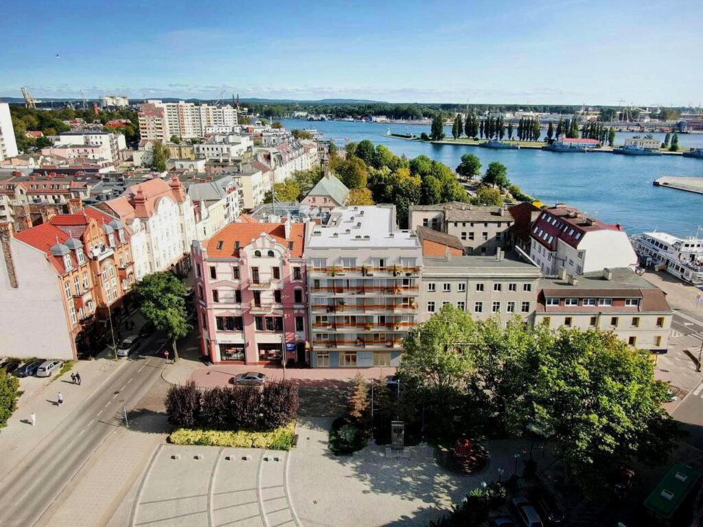 Wizualizacja - Plac Słowiański 10