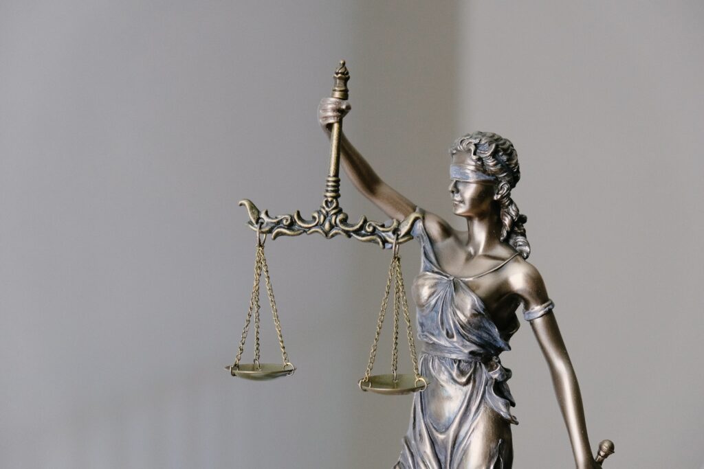 Pierwszy Wyrok Sądowy: Najemca Skazany za Niepłacenie Czynszu i Oszustwo