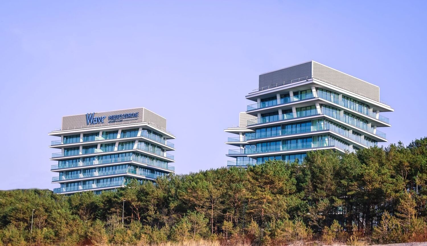 Wave Apartments