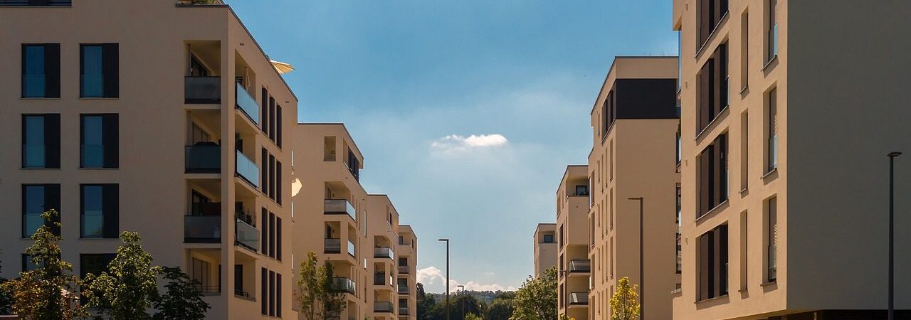 houses-5514892_1280 (1)